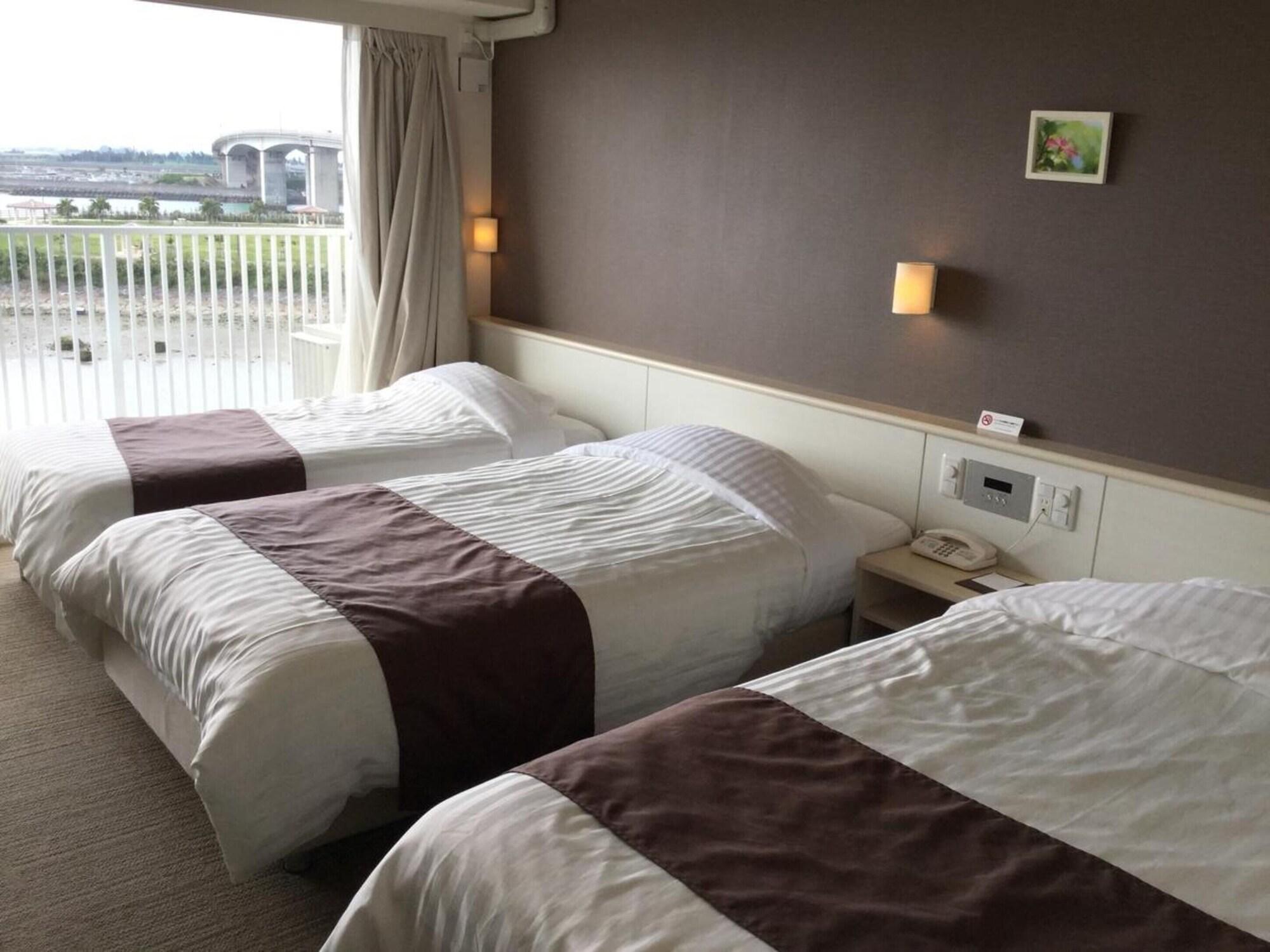 Hotel Gran View Garden Okinawa Tomigusuku Bagian luar foto