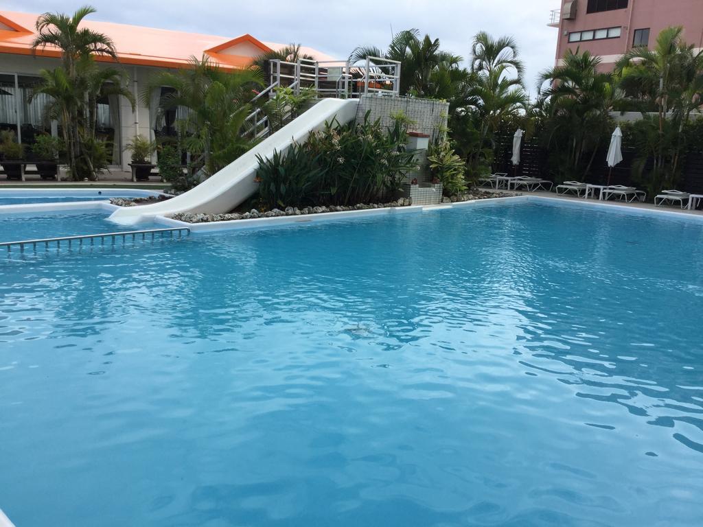 Hotel Gran View Garden Okinawa Tomigusuku Bagian luar foto